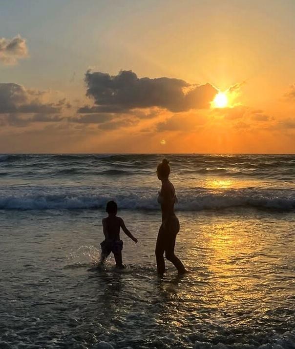 «Перед новым этапом в моей жизни»: Саша Савельева показала кадры с сыном от Сафонова