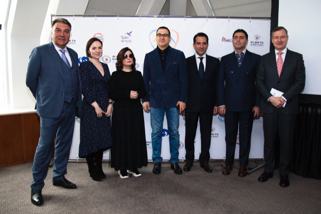 Люди, которые умеют создавать чудо: разговор с детским офтальмологом Игорем Азнауряном