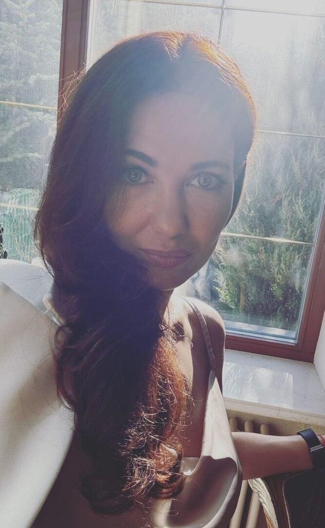 «Она вообще не стареет»: Екатерина Климова поразила публику внешностью