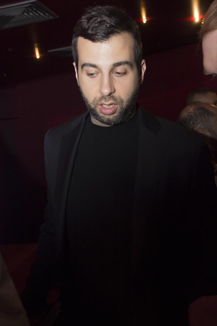 «Не поддаваться унынию»:  Иван Ургант не теряет надежды на возвращение в шоу-бизнес