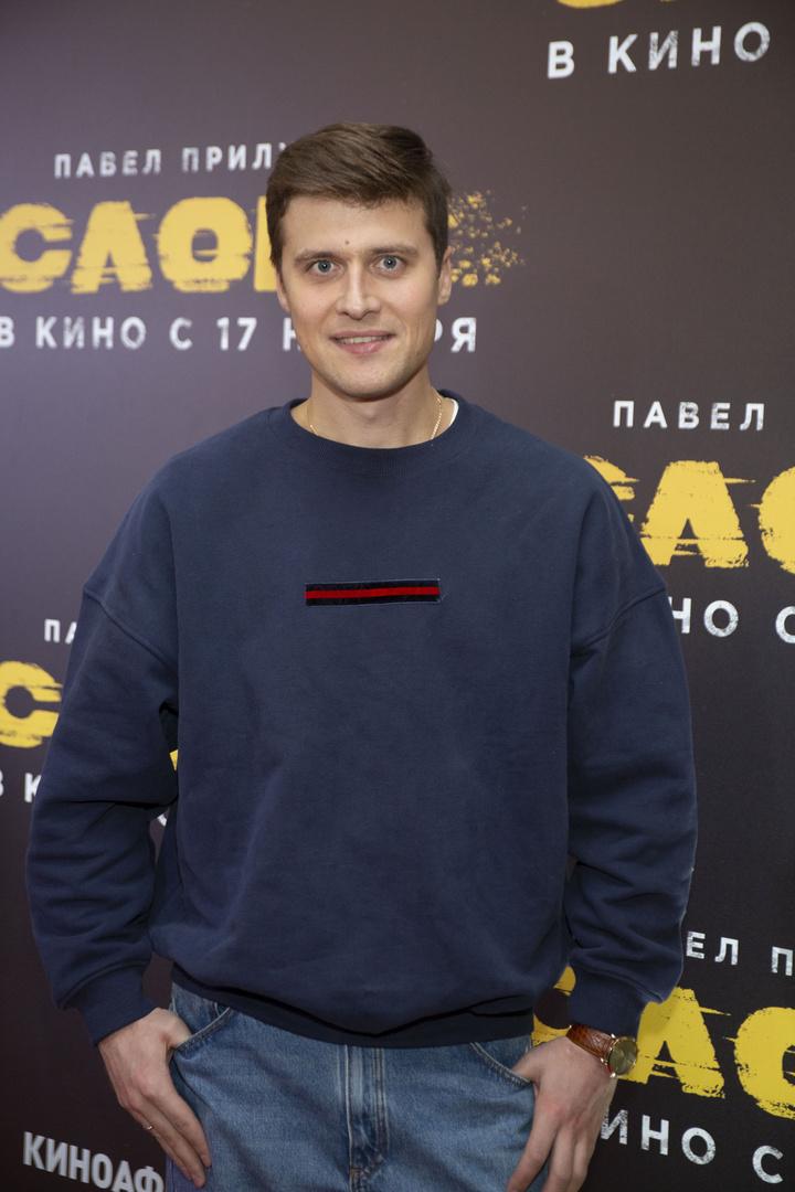 «История про любовь и разлуку»: известный мужчина высказался о поцелуе с Региной Тодоренко