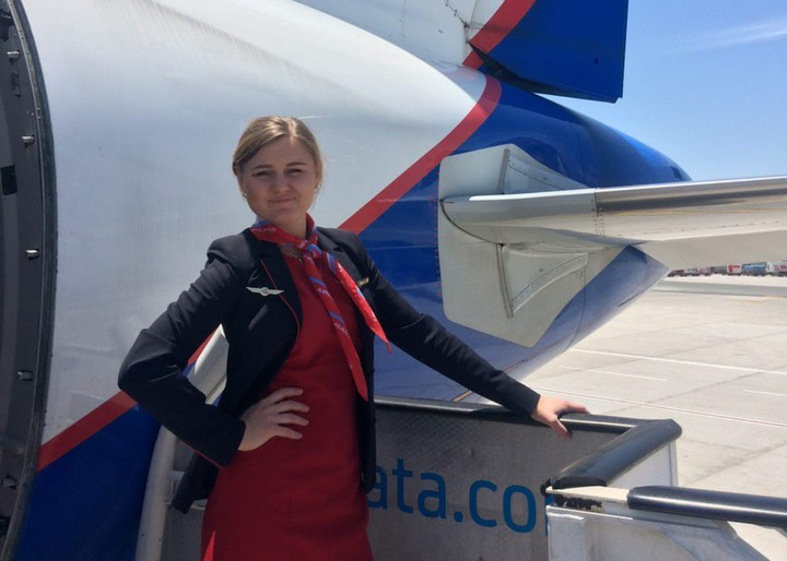 Стюардесса «Уральских авиалиний» ответила, как на нее повлияла посадка в поле