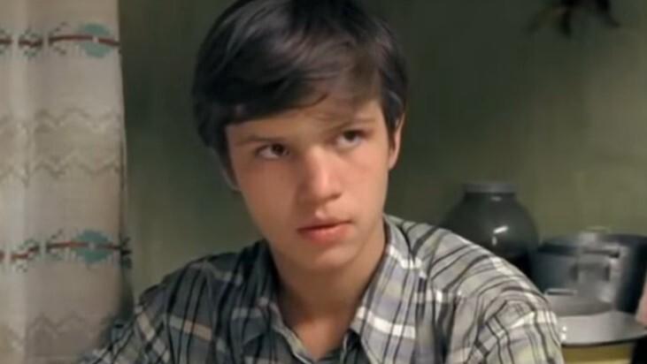 «Жена уже давно о нем не помнит»: могилу Лыкшина из «Громовых» некому привести в порядок