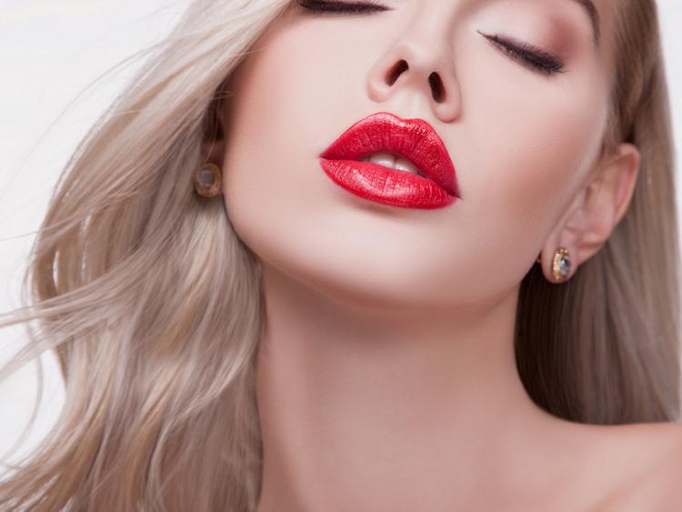 как увеличить губы в домашних условиях раз и навсегда Tatuazh Gub V Domashnih Usloviyah Testiruet Redakciya Passion Ru