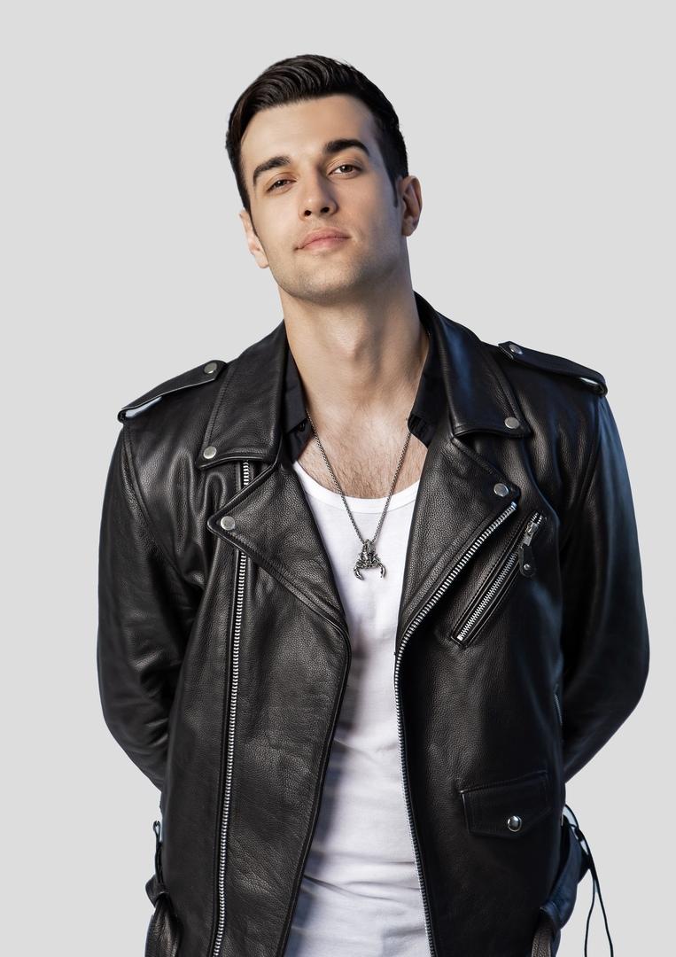 «Я всегда был сложным»: певец TERRY о творческом кризисе, любви и работе с Тимати