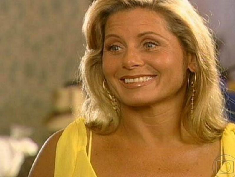 Зависимость и лишение родительских прав: как сейчас выглядит и чем занимается звезда «Клона» Вера Фишер