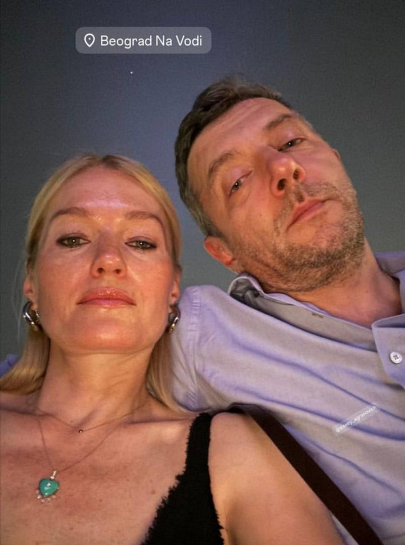 Актриса Виктория Толстоганова появилась на публике в Сербии с мужем Аграновичем