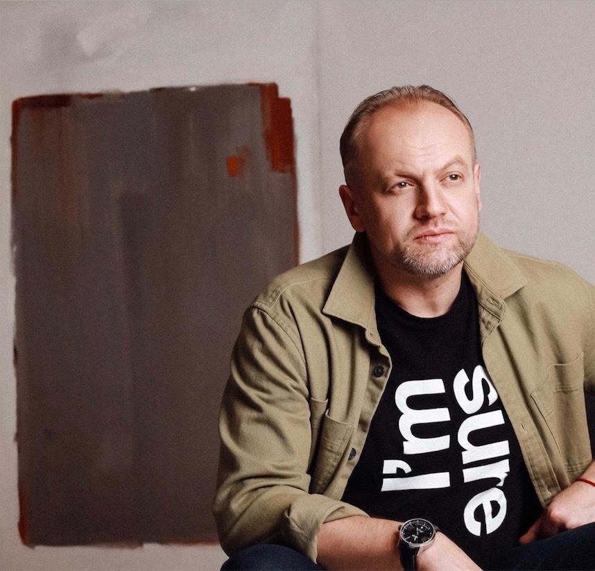 «С этой программой мы проедем по всей стране»: Владимир Овчаров о любимых песнях, новом альбоме и съемках в кино