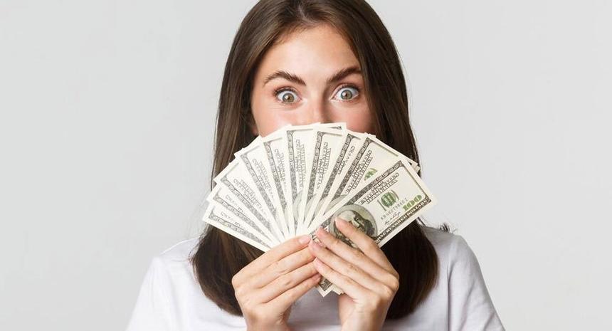 Ждет ли вас богатство в 2022 году: финансовый прогноз от звездного нумеролога