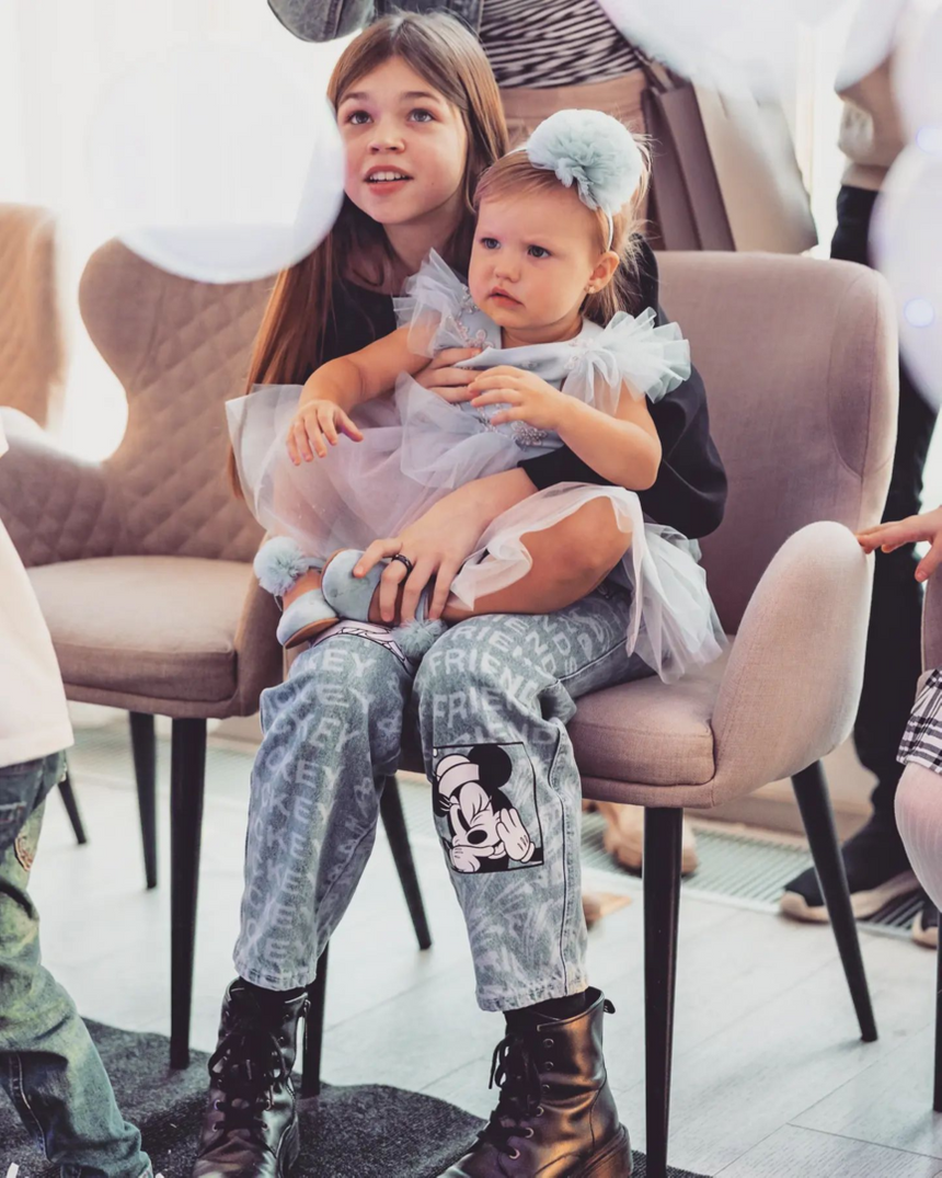 Ангелина Тарасова с сестрой Евой