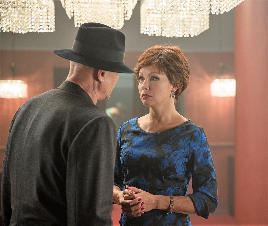 Андрей Смоляков и Алена Бабенко в фильме «Мосгаз. Катран»