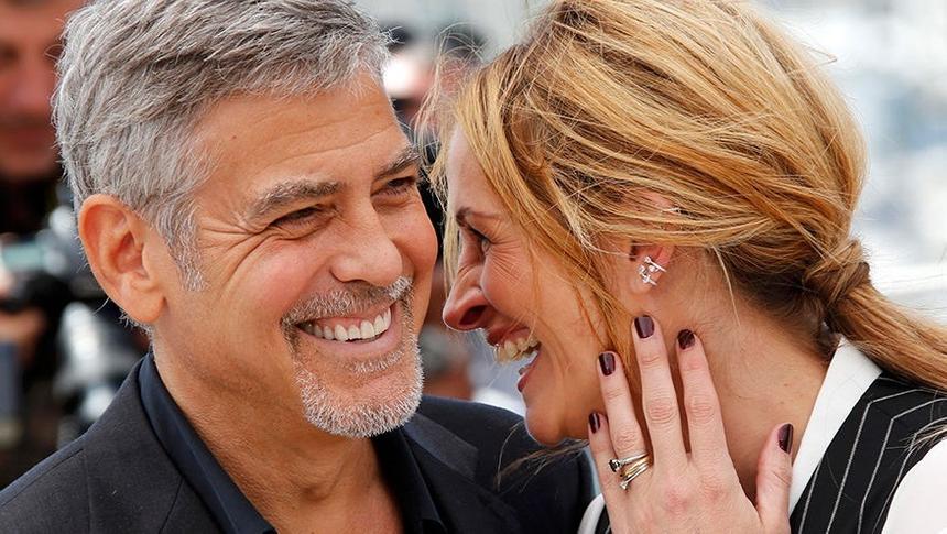  Голливудские суперзвезды Джулия Робертс и Джордж Клуни впервые раскрыли тайну своих взаимоотношений
