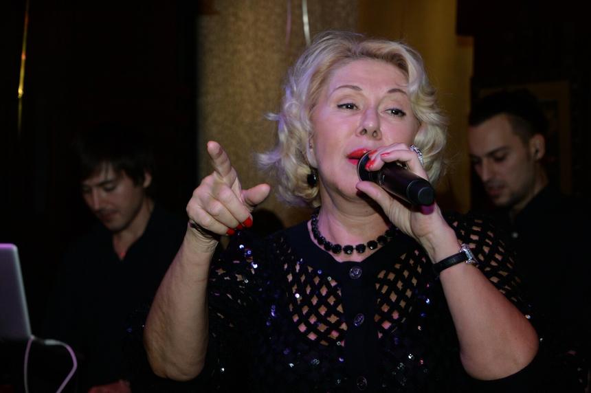 Любовь Успенская уволила свою команду за предательство