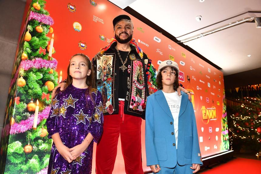 Киркоров вывез детей из России после скандала и угроз