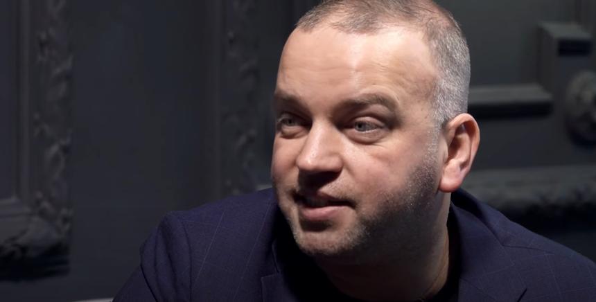 Режиссера «Ёлок» похитили и заставили копать себе могилу 