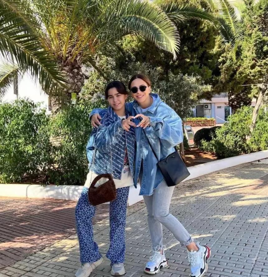 Новая спутница Ани Лорак оказалась ее двенадцатилетней дочкой