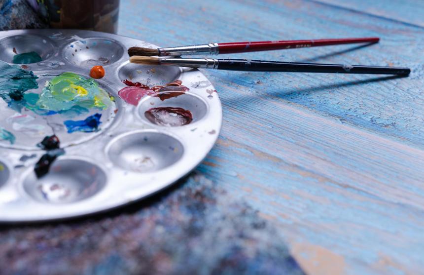 Оправдан охранник, сделавший картину из собрания Третьяковской галереи «повеселее»