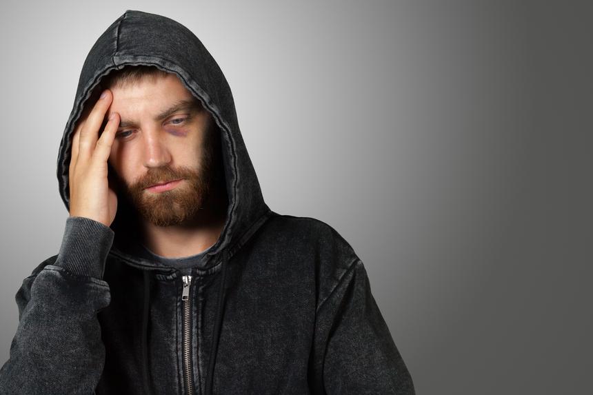 В Краснодаре подвыпивший молодой человек нашел необычное место для отдыха