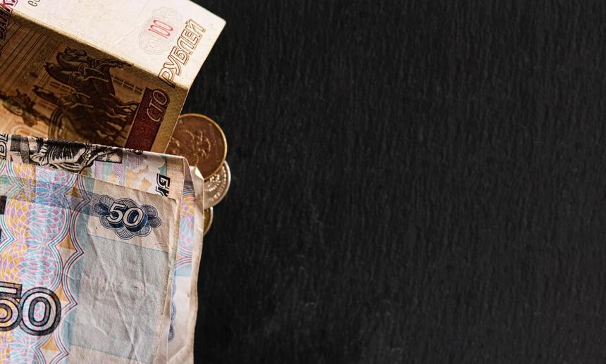 Александр Ревва прислал еле передвигающейся матери мизерную сумму и не позвонил