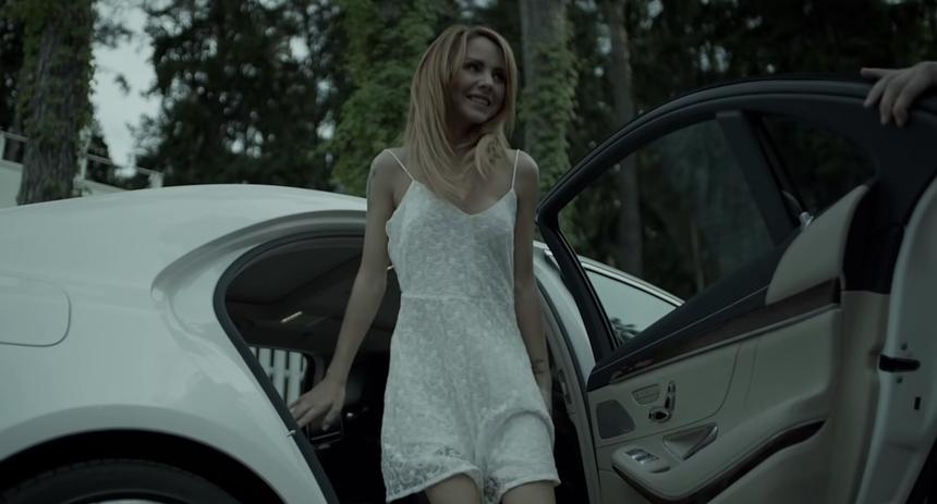 Эксперт: у певицы МакSim звездная болезнь