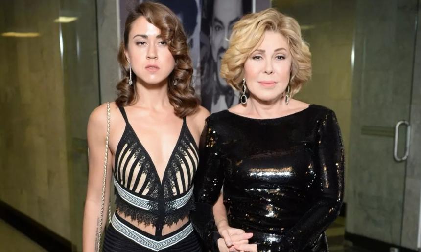 Любовь Успенская вывела дочь на публику в трусах, чтобы сделать ее популярнее