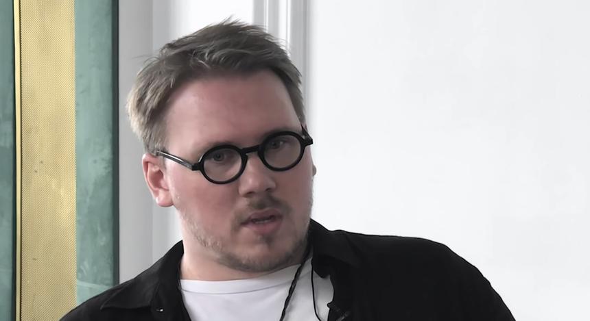 Михаил Барышников устроил скандал в грузинском отеле