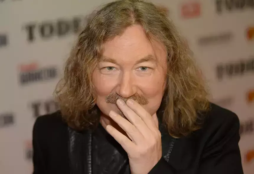 «Зажигательная»: Николаев променял Проскурякову на молодую блондинку