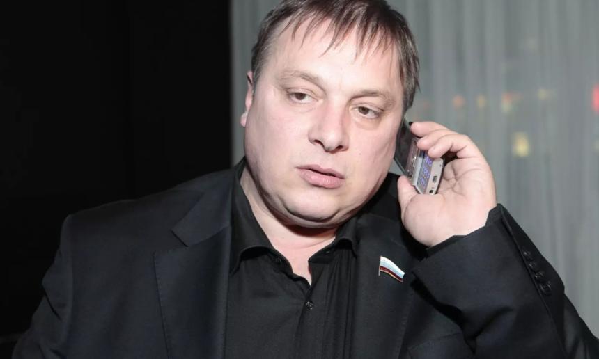 Продюсер «Ласкового мая» Андрей Разин собирается раздать все деньги Юрия Шатунова народу