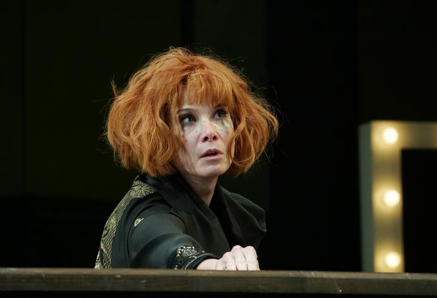 «Неприятный стресс»: Юлия Высоцкая переживает непростые времена