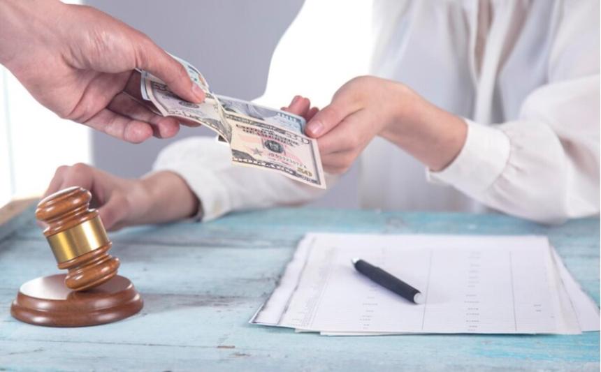 Мужчина отсудил у врача 65 тысяч евро за случайно отрезанный половой орган