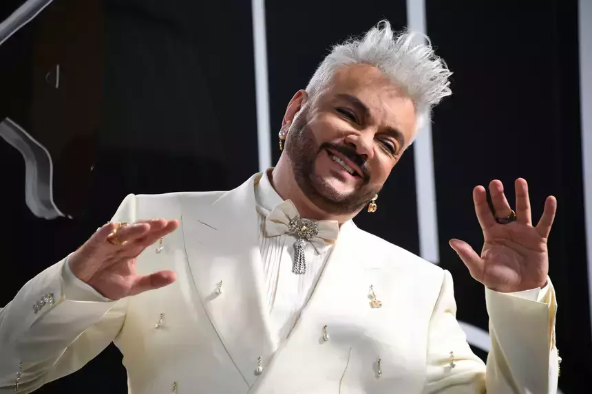 Дружба с хирургом пошла на пользу: Филиппа Киркорова показали после пластики