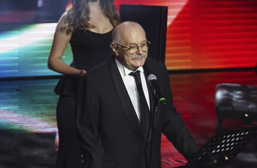 Площадь поражения растет: озвучена печальная информация о состоянии Никиты Михалкова