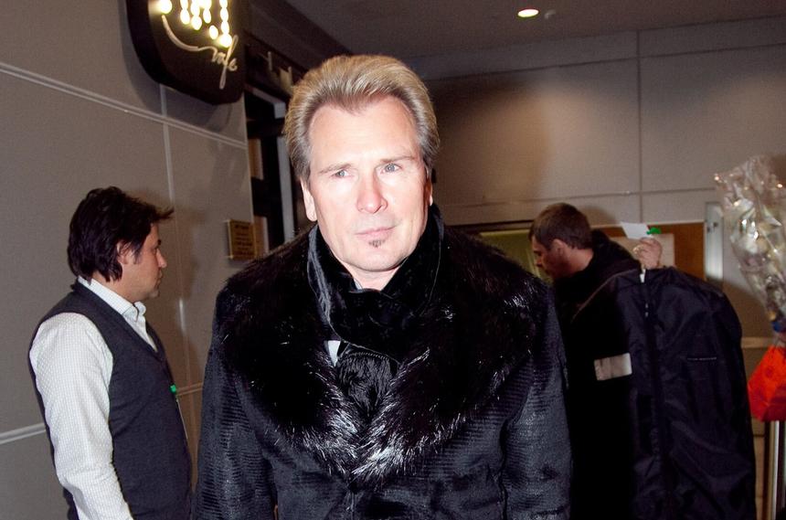 Пирсинг в носу и кричащий макияж: красивая дочь Александра Малинина изменилась до неузнаваемости