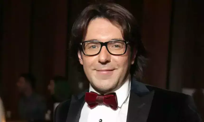 Должен извиниться: ведущий Андрей Малахов попал в неприятную историю с известным человеком