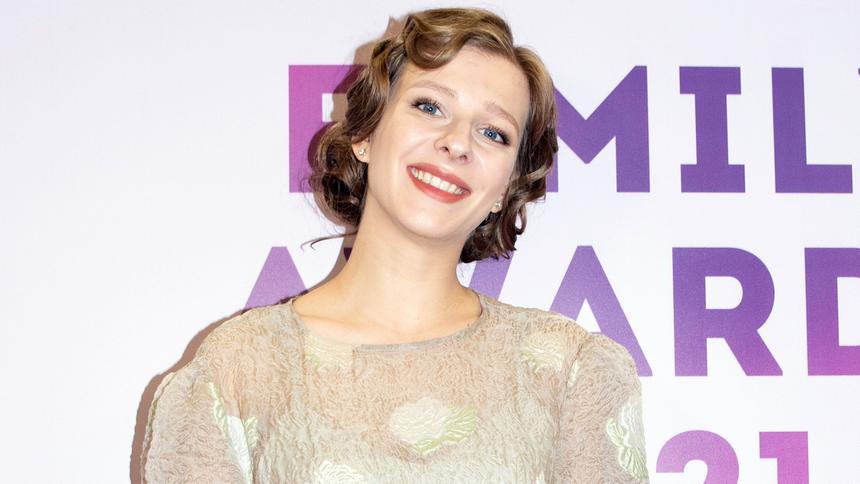 Не афиширующая диагноз Елизавета Арзамасова официально объявила об уходе со сцены