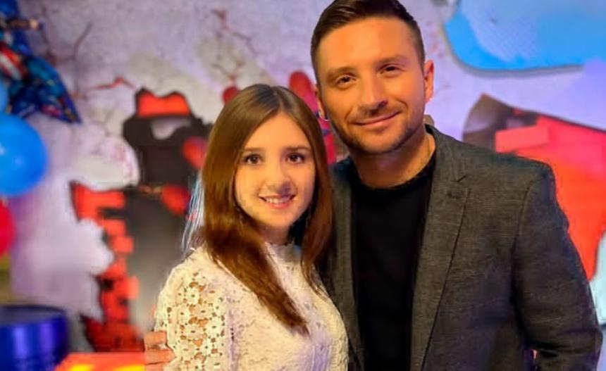 Сергей Лазарев показал повзрослевшую племянницу от погибшего брата