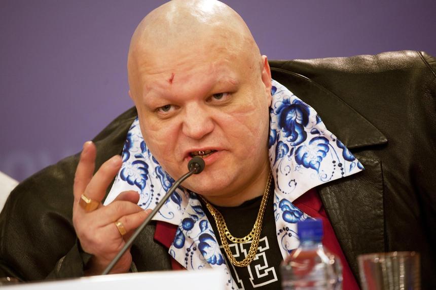 50-летний Стас Барецкий подрался с группой молодых парней из-за продавщицы в Царицыно