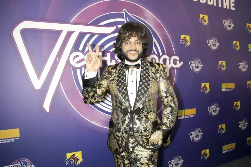 «Дешевые китайские мочалки»: стилист выдал лысую тайну Киркорова и Малахова