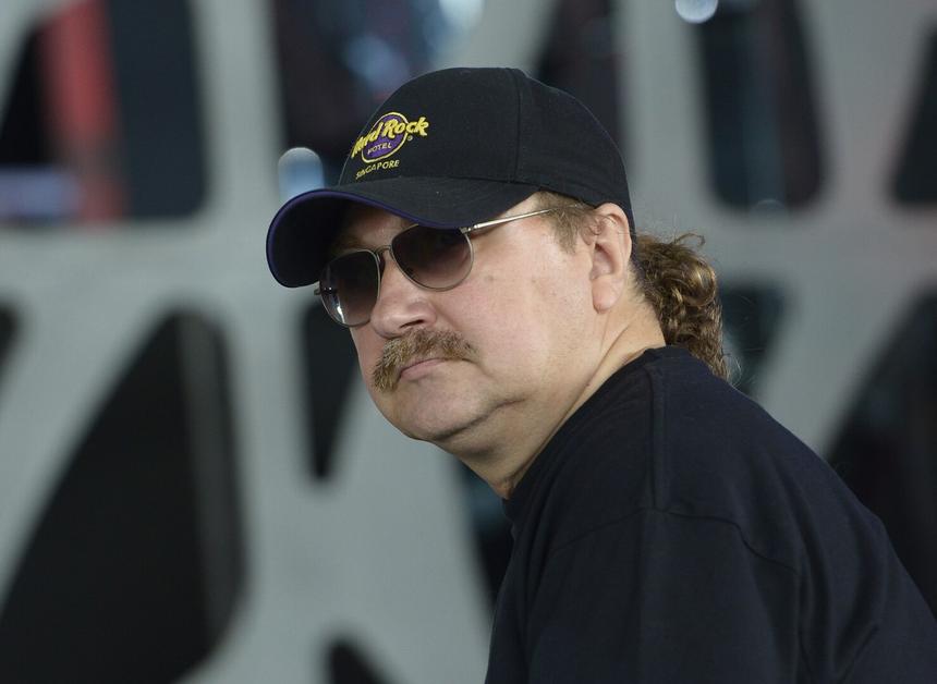 Одна из женщин, между которыми метался Николаев, оставила запись под его постом