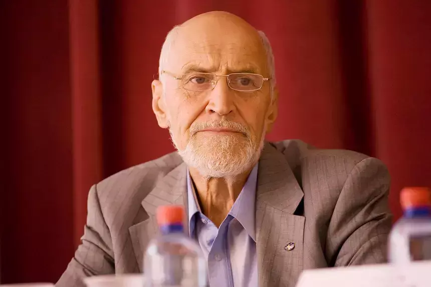 «Не ожидали»: что происходит с 85-летним Николаем Дроздовым в больнице