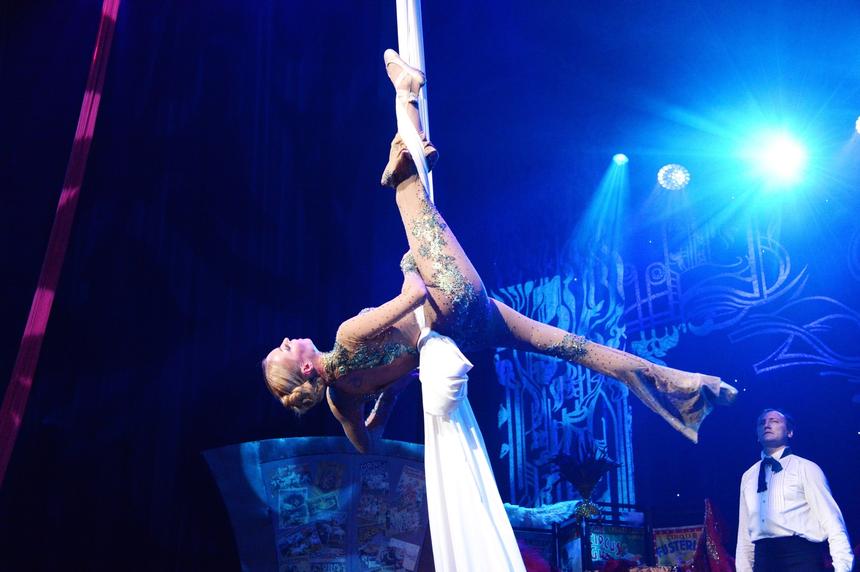 Я там частый гость: перекошенная Волочкова проговорилась о пластических операциях