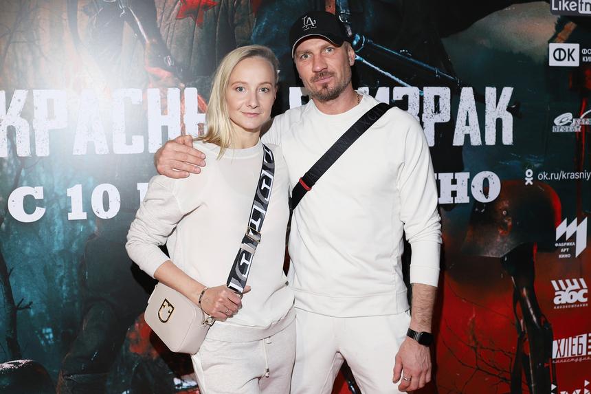 Костомаров оказался жестким родителем: детям Оксаны Домниной светит угроза из-за отца