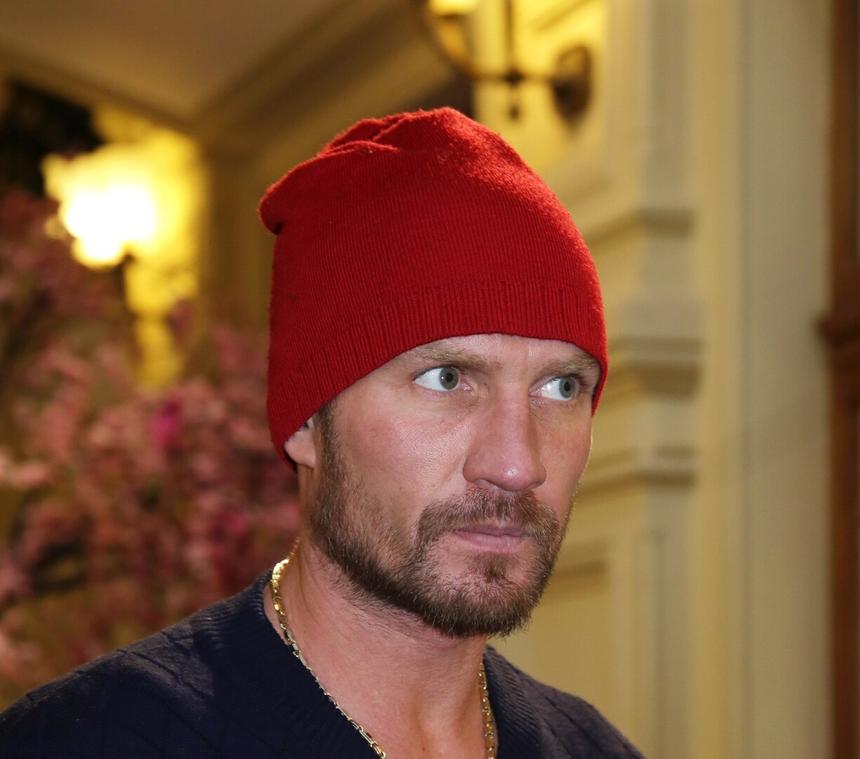 «Он не обращал внимания»: врач рассказала, какая паразитарная инфекция повлияла на Костомарова