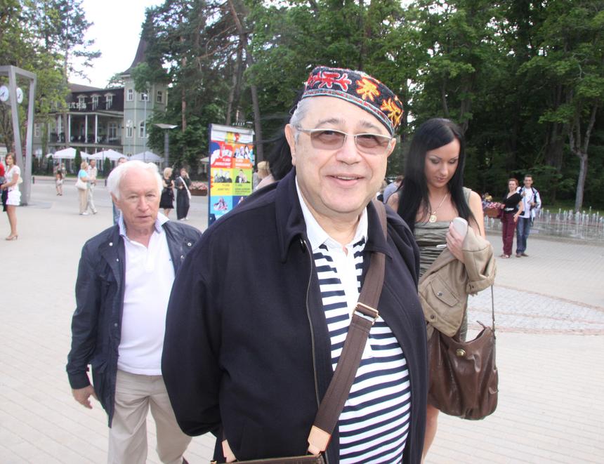 «Голова ничем не забита»: жена Петросяна придумала для двухлетнего сына необычное увлечение