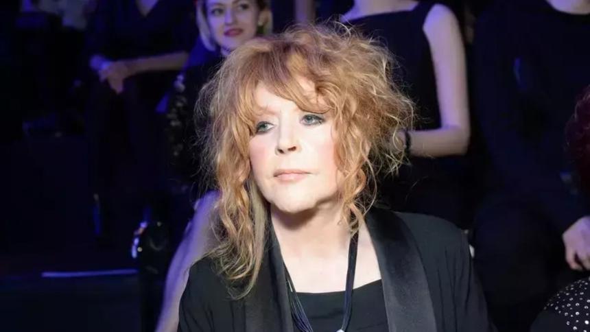 Пугачева в Израиле получила важную посылку за 3 миллиона: форма ящика напоминает гроб