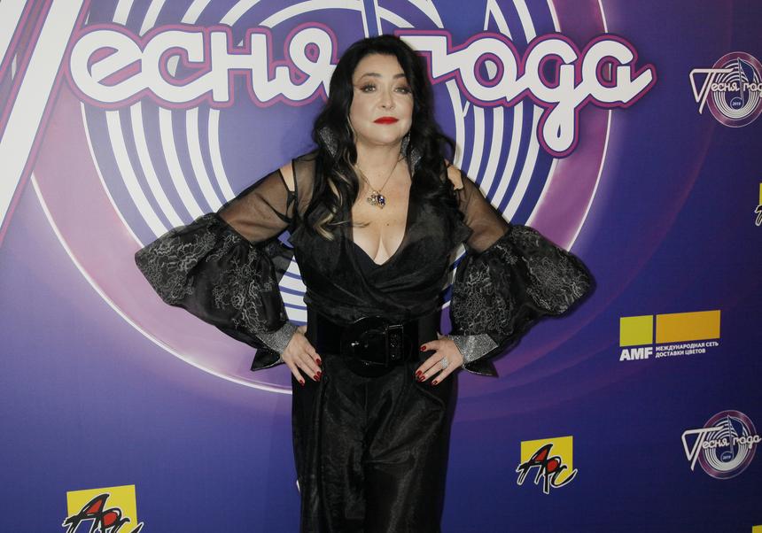 Алкоголь, казино и проигрыш в 1,7 млн долларов: жизнь Лолиты Милявской пошла под откос