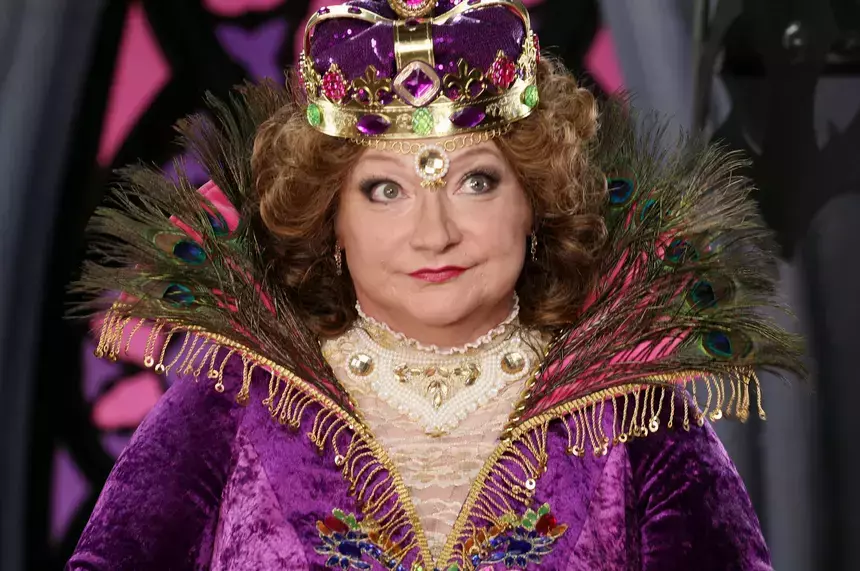 Филлеры, ботокс и лифтинг: хирург раскрыл секрет молодости Елены Степаненко