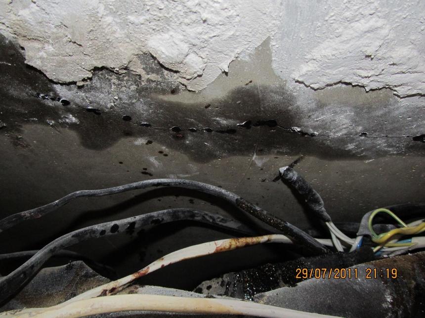 Заливают цементом: клинер раскрыл, как ликвидируют протечки от покойников в многоэтажках