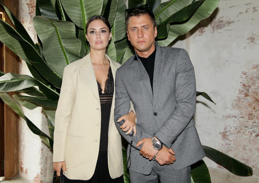 «Решила оборвать все связи»: Муцениеце через суд лишила Прилучного московской прописки