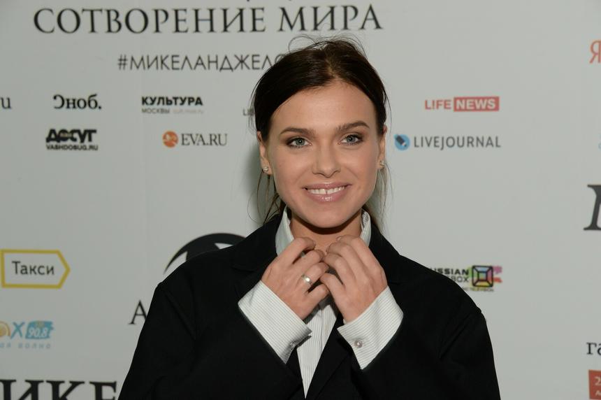 Зрители удивлены: в фильме о «Фабрике звезд» замазали изображение Елены Темниковой